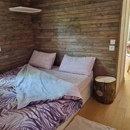 Úszó hotel Au Fils De L'eau